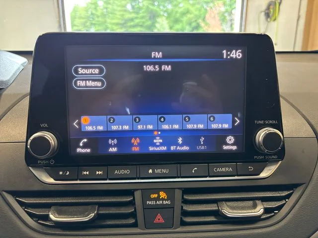 Used 2022 Gray Nissan 2.5 SV image 19
