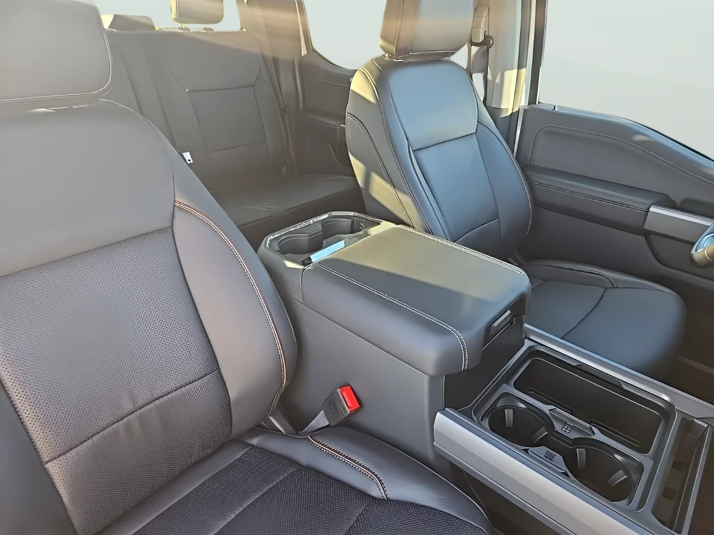 2026 Ford F-350 Super Duty Lariat - Photo 24
