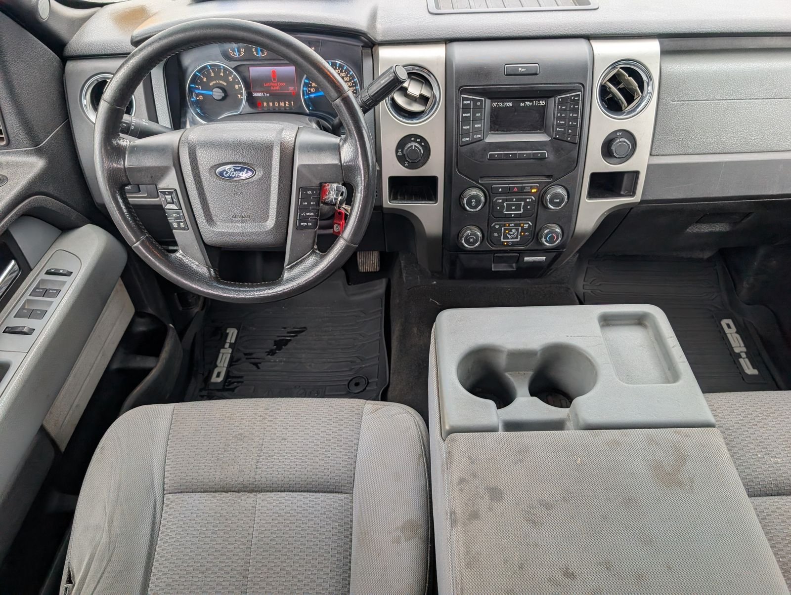 Used 2014 Ingot Silver Ford XLT image 6