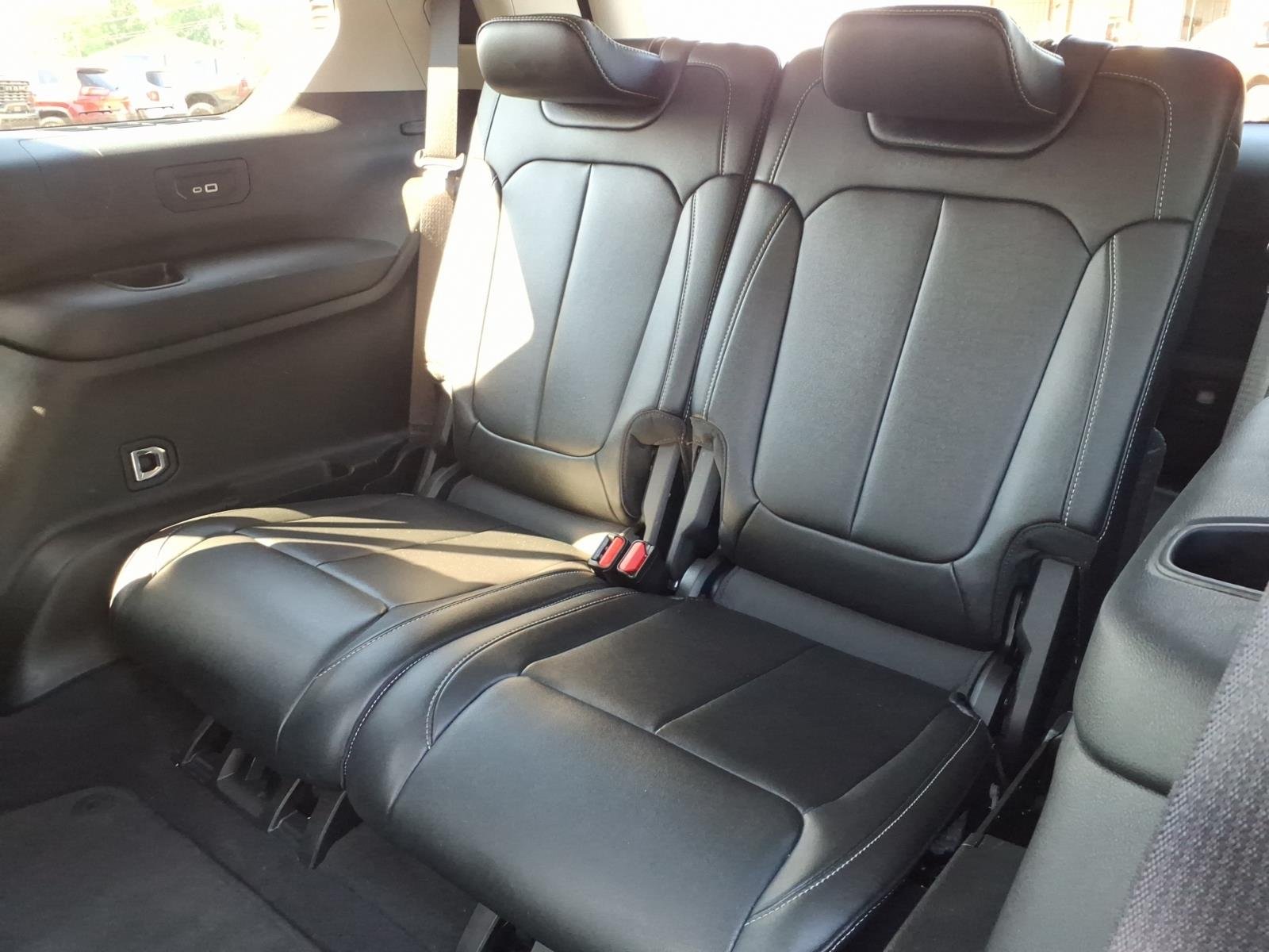 Used 2023 Gray Jeep Limited image 19