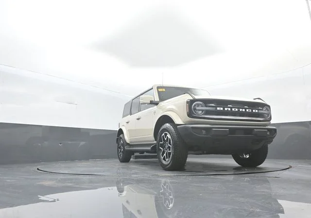 Certified Used 2025 Desert Sand Ford Outer Banks image 33