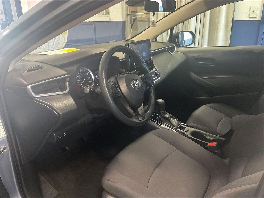 Used 2022 Gray Toyota LE image 8