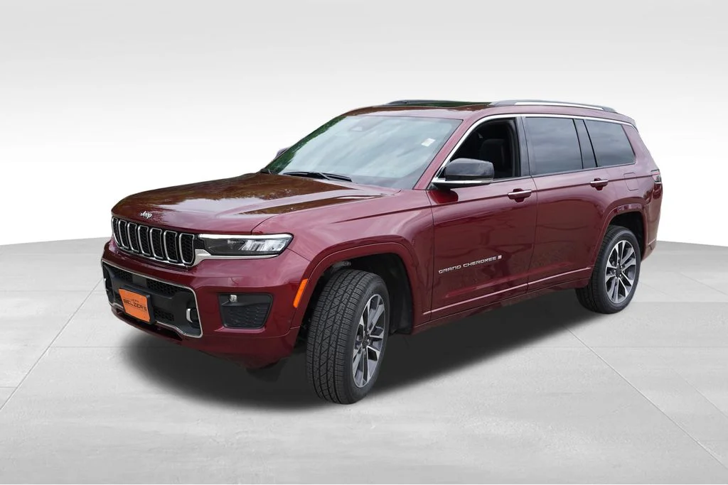 Certified Used 2021 Velvet Red Pearlcoat Jeep Overland image 11