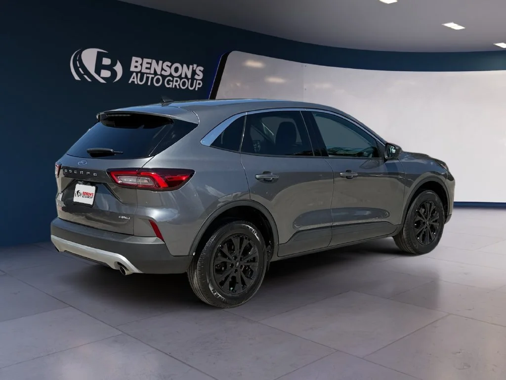 Used 2024 Gray Ford Active image 5