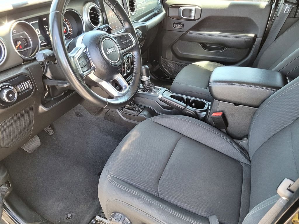 Used 2022 Black Jeep Unlimited Sahara image 14