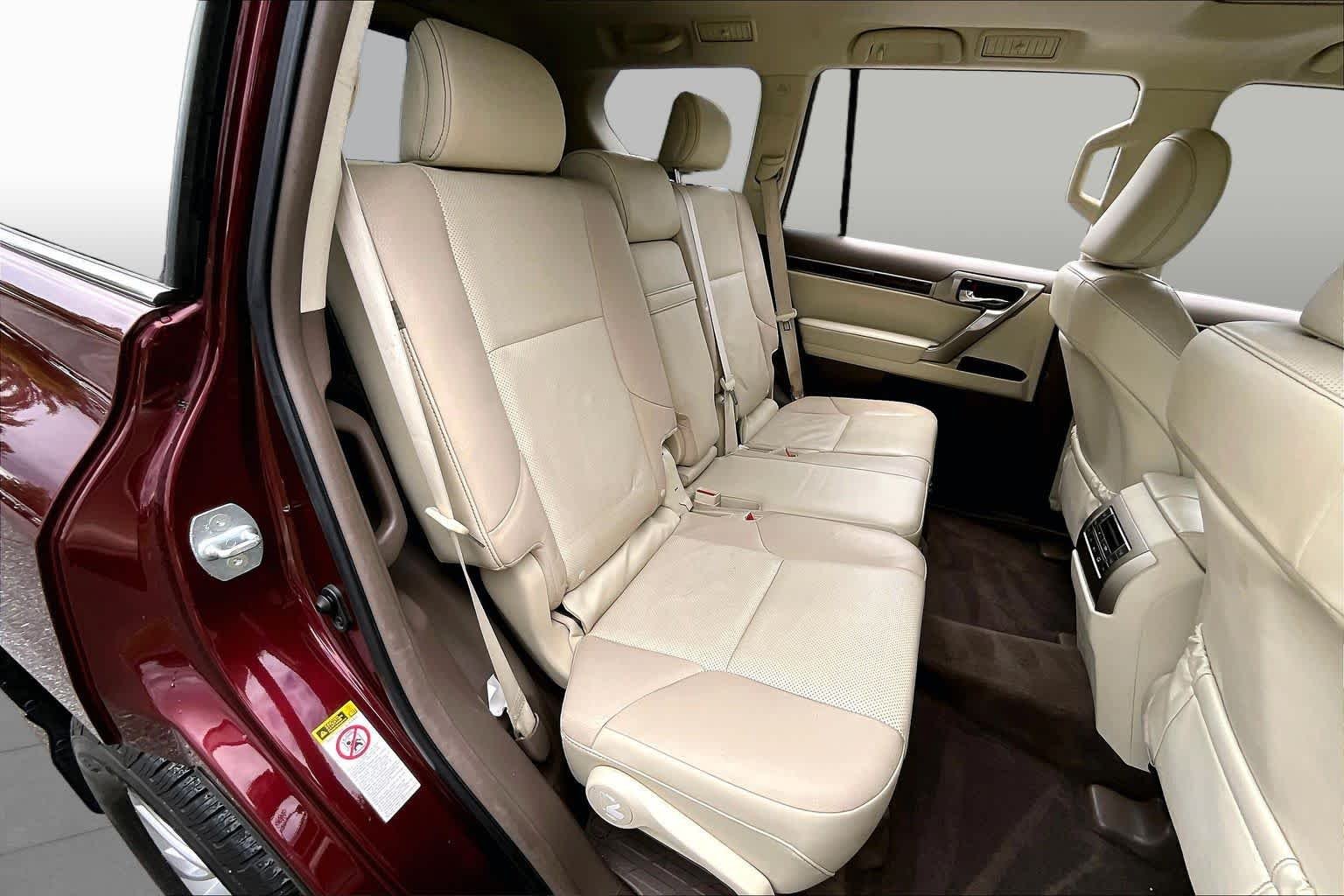 Used 2019 Claret Mica Lexus Premium image 21