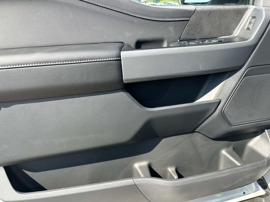 New 2026 Avalanche Ford XLT image 19