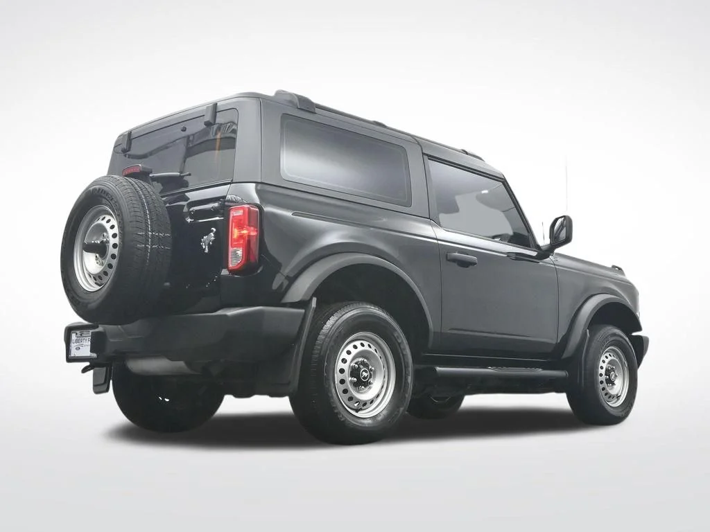 Used 2022 Black Ford Base image 38
