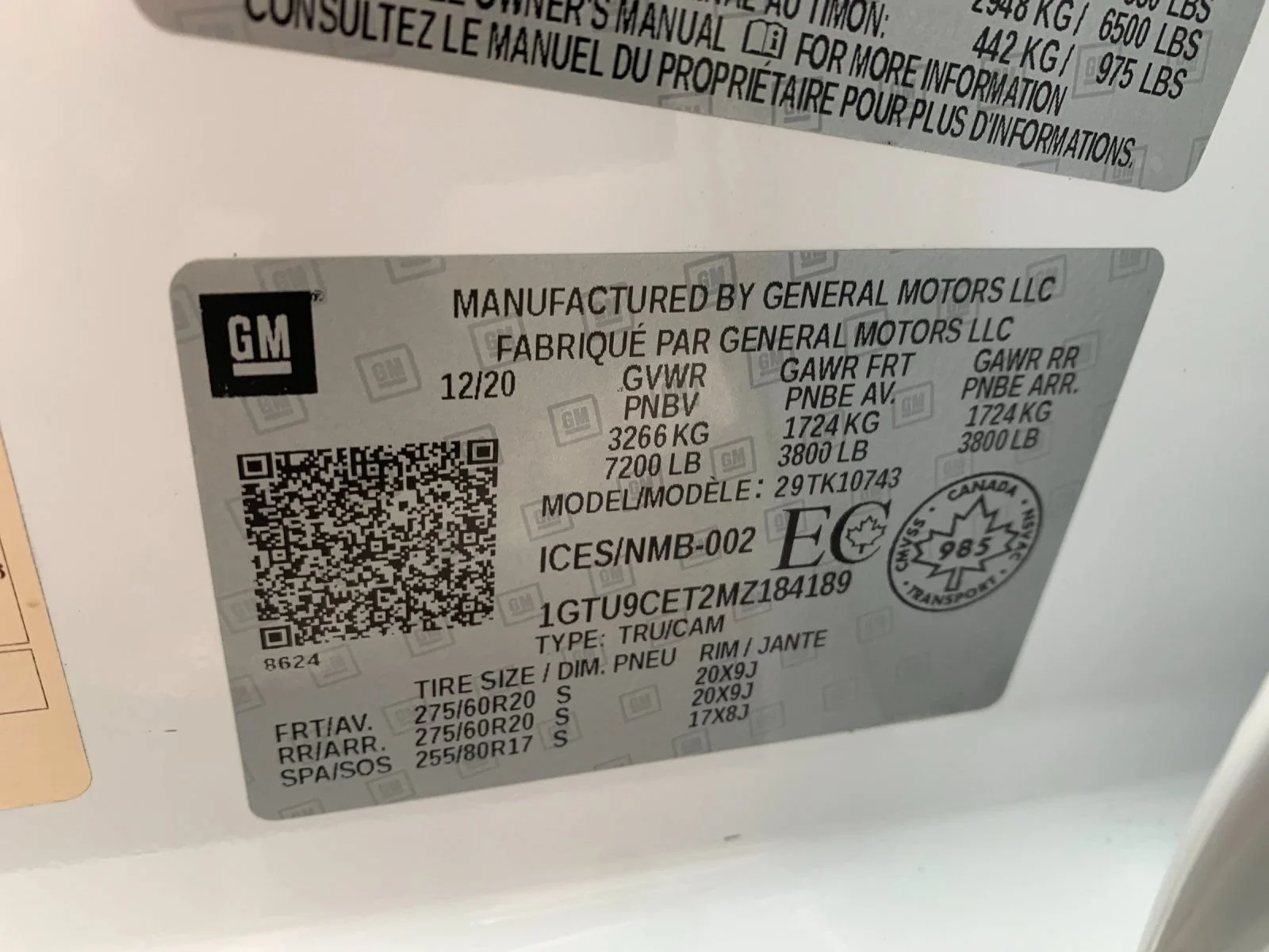 Used 2021 Summit White GMC Elevation image 32