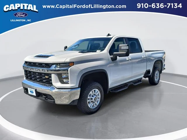Used 2022 White Chevrolet LT image 1