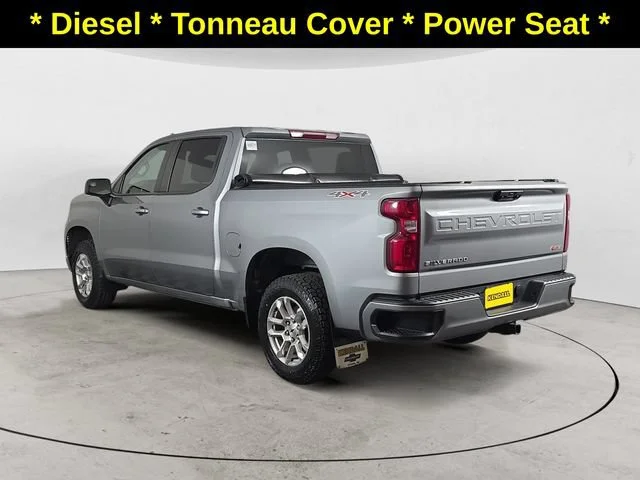 Used 2023 Sterling Gray Metallic Chevrolet RST image 3