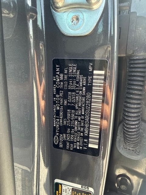 Used 2025 Gray Hyundai SEL image 14