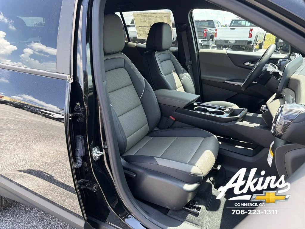 2026 Chevrolet Equinox LT - Photo 18