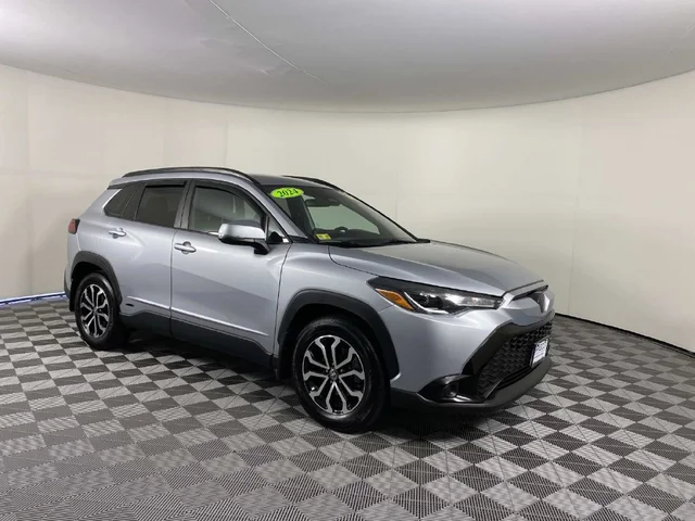 2024 Toyota Corolla Cross Hybrid SE