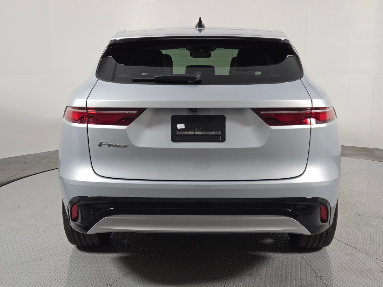 2023 Jaguar F-Pace S - Photo 7