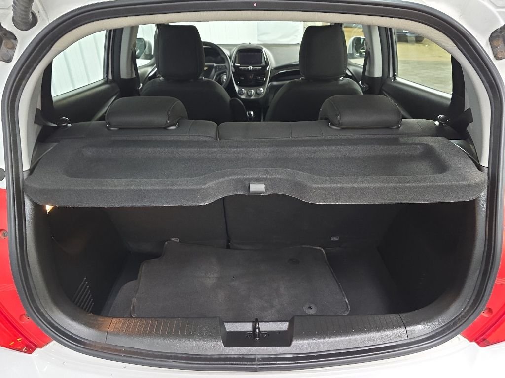 Used 2020 White Chevrolet 1LT image 11