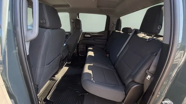Used 2025 Cypress Gray Chevrolet LT image 19