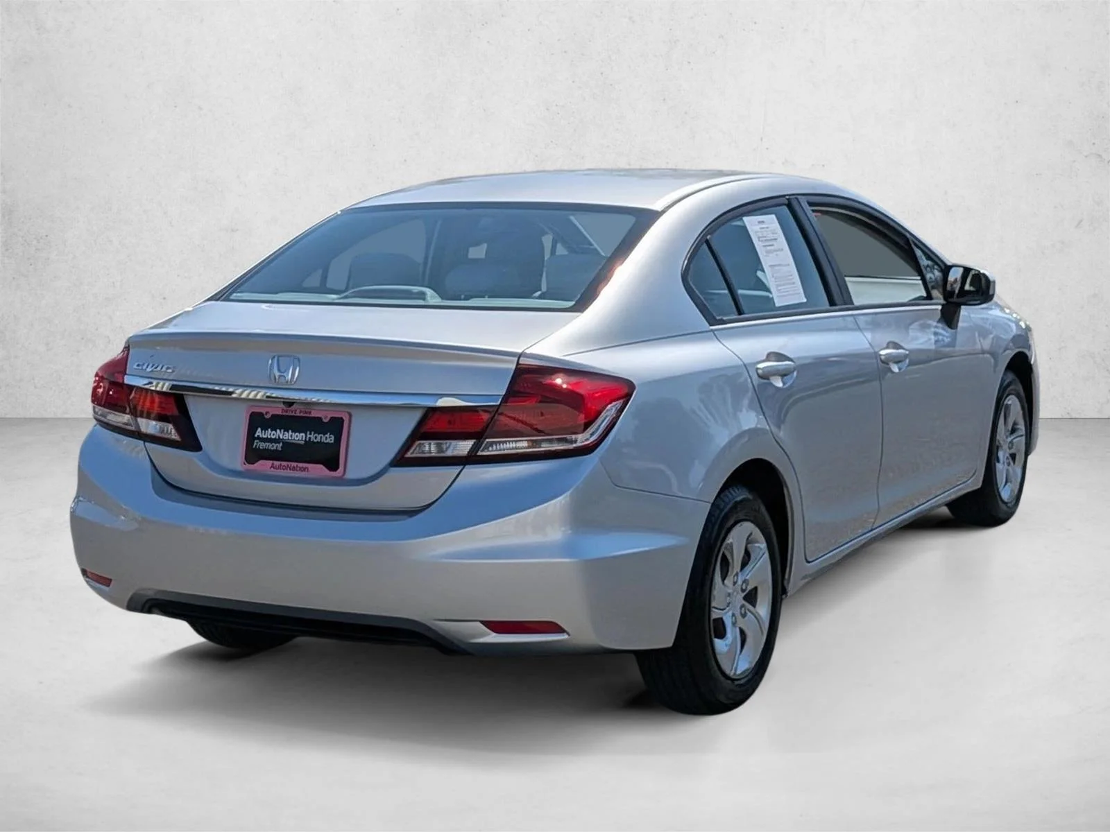 Used 2014 Silver/Gray Honda LX image 5