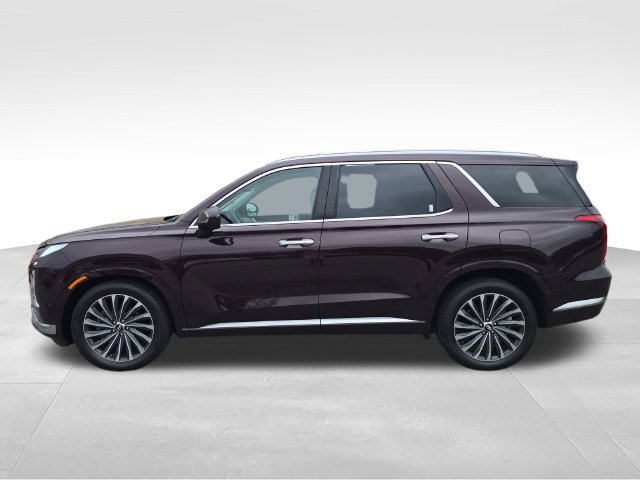 Used 2024 Red Hyundai Calligraphy image 2
