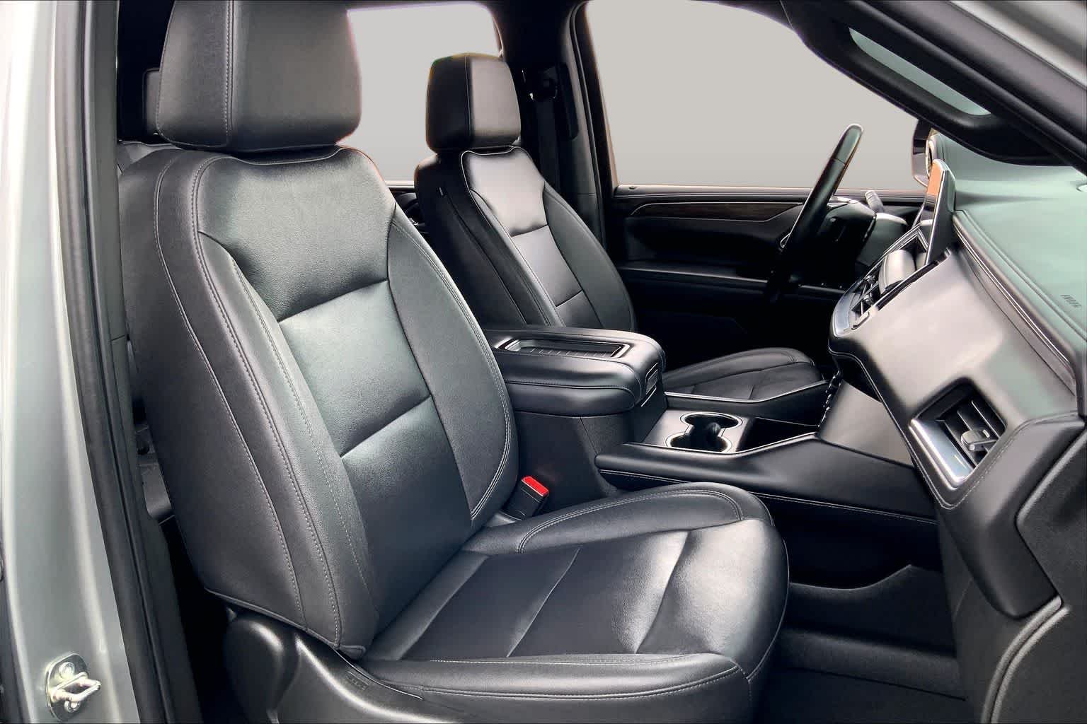 Used 2023 Sterling Gray Metallic Chevrolet LT image 8