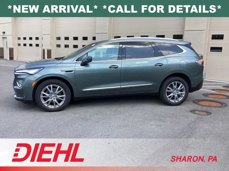 Used 2024 Green Buick Premium Group image 4