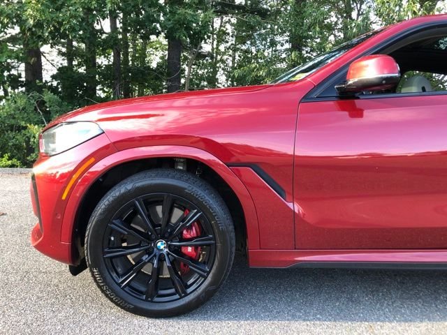 Used 2023 Flamenco Red Metallic BMW xDrive40i image 36