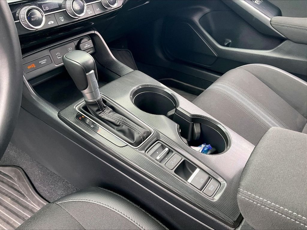 Used 2025 Boost Blue Pearl Honda Sport image 19