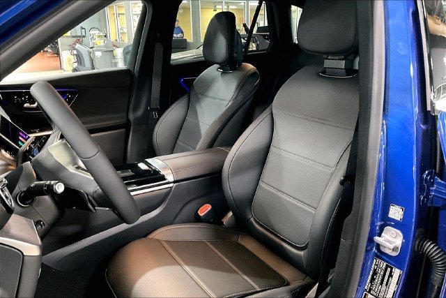 New 2026 Starling Blue Metallic Mercedes-Benz GLC 300 image 44