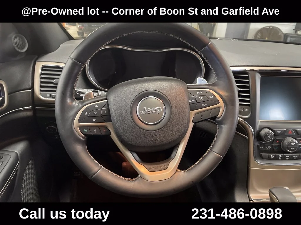 Used 2016 Gray Jeep Limited image 16