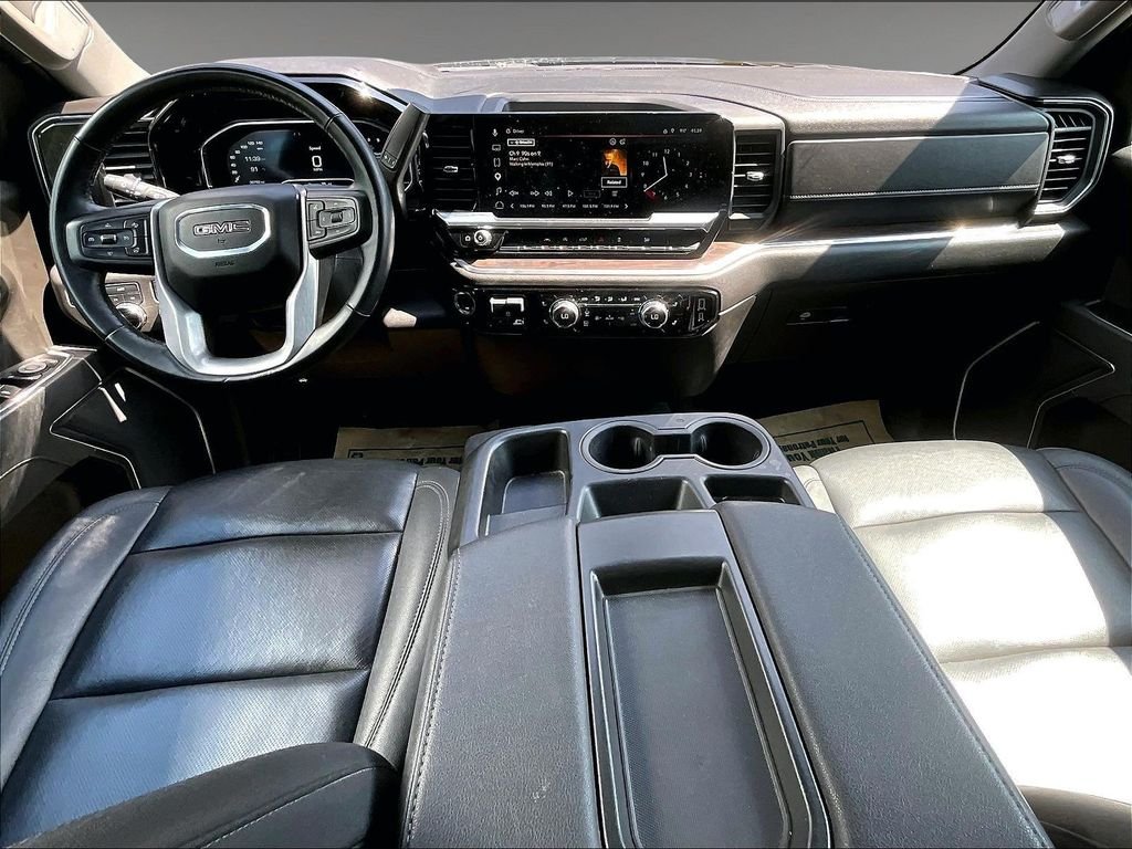 Used 2025 Black GMC SLT image 18