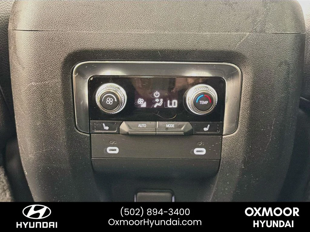Used 2023 Onyx Black GMC Denali image 27