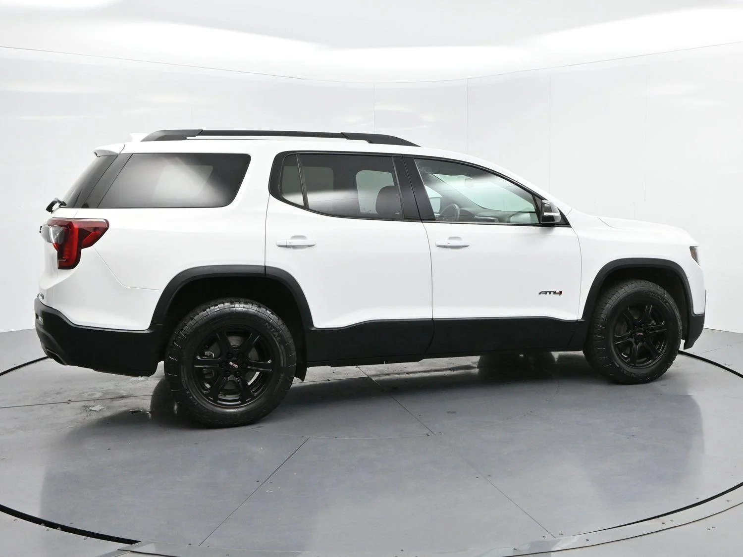 Used 2023 Summit White GMC AT4 image 8