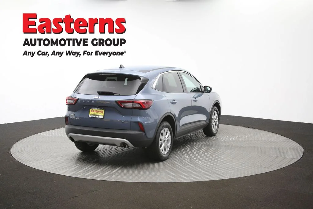 Used 2024 Blue Ford Active image 39