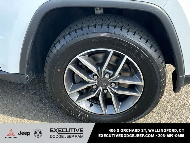 Used 2022 White Jeep Limited image 7