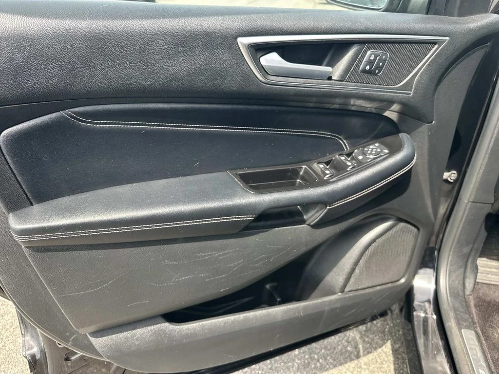Used 2016 Black Ford Titanium image 18
