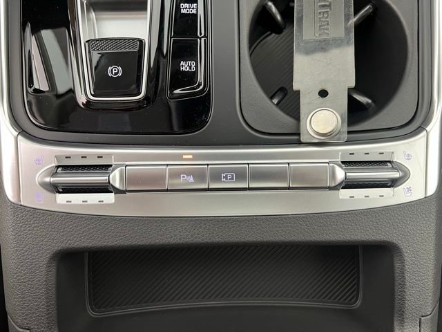 New 2026 White Kia SX image 27