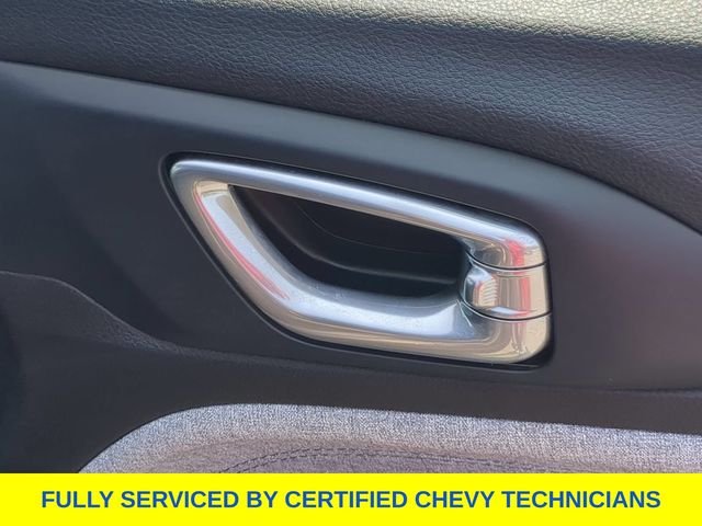 Used 2024 Gray Jeep Latitude image 42