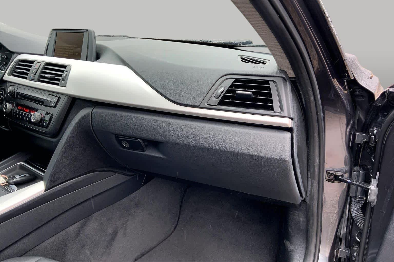 Used 2012 Black Sapphire Metallic BMW 328i image 18