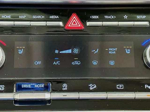New 2027 White Hyundai SEL image 17