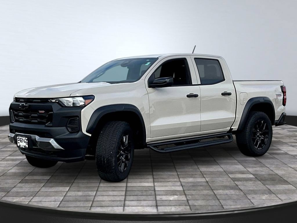 2026 Chevrolet Colorado Trail Boss - Photo 1