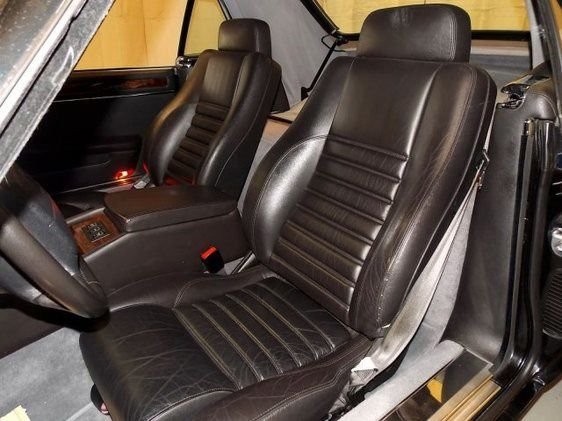 Used 1993  Jaguar Base image 12