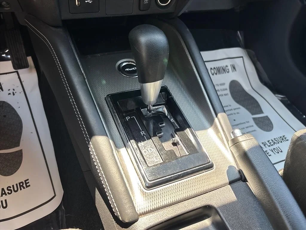 Used 2023 Black Mitsubishi 2.0 ES image 32