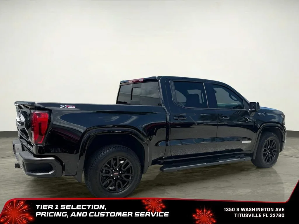 Used 2026 Onyx Black GMC Elevation image 10