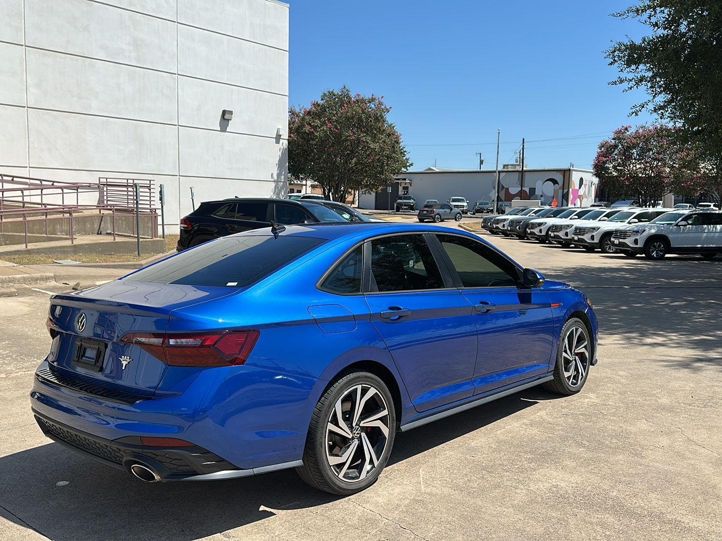 Certified Used 2023 Rising Blue Metallic Volkswagen Autobahn image 5