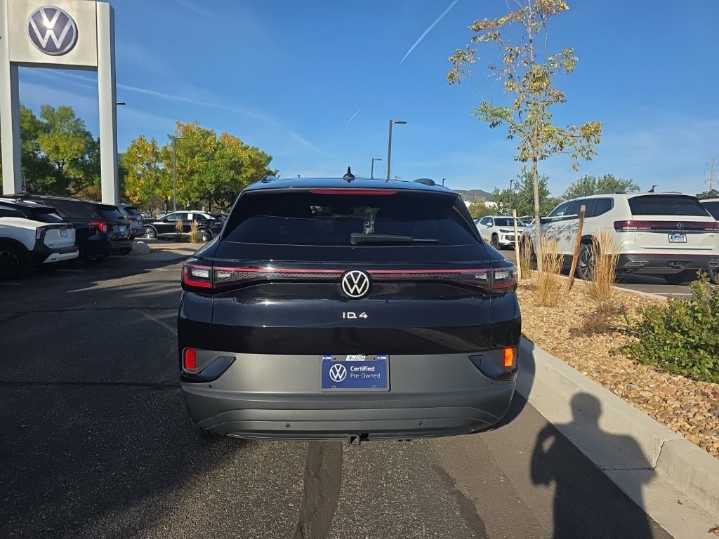 Certified Used 2023 Deep Black Pearl Volkswagen Pro S image 5