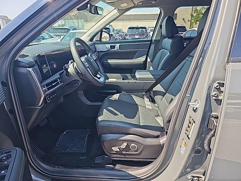 2026 Hyundai Santa Fe Limited - Photo 9