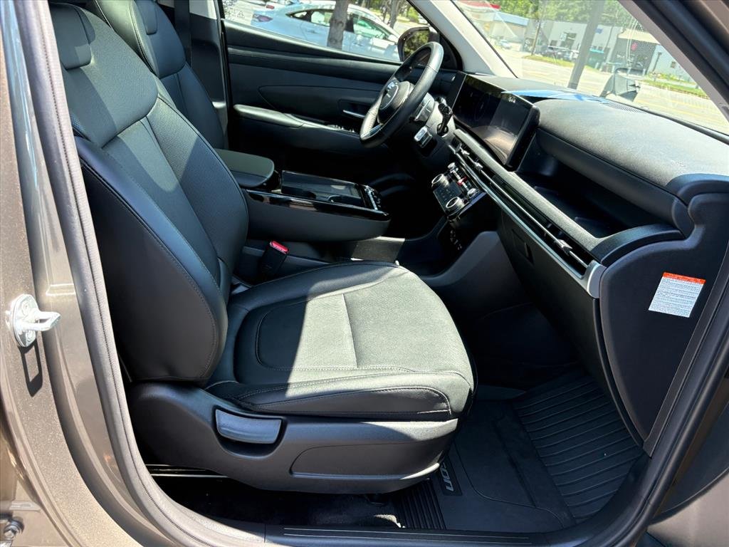 Certified Used 2025 Cashmere Bronze Hyundai SEL Convenience image 18