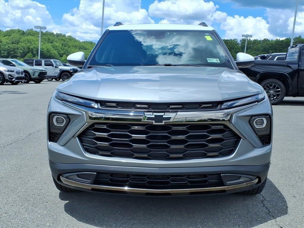 Used 2024 Sterling Gray Metallic Chevrolet ACTIV image 9