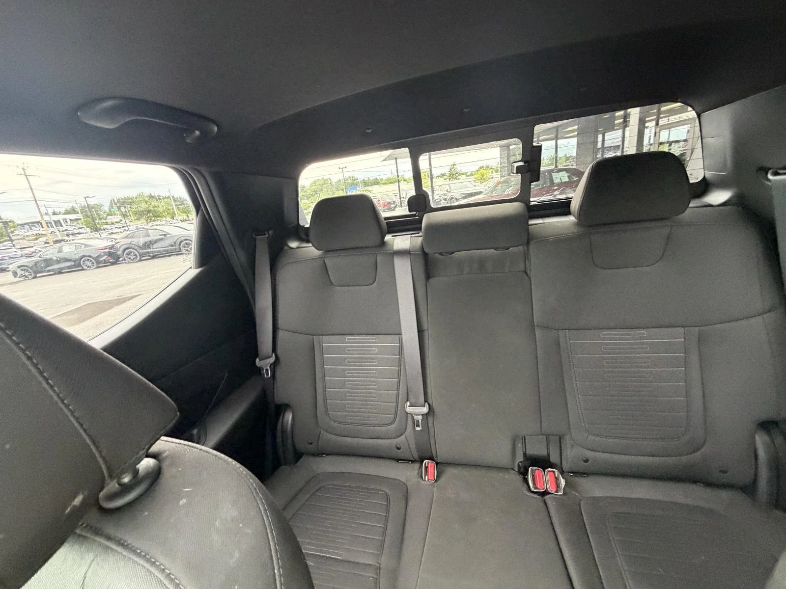 Used 2022 Ice White Hyundai SEL Premium image 18