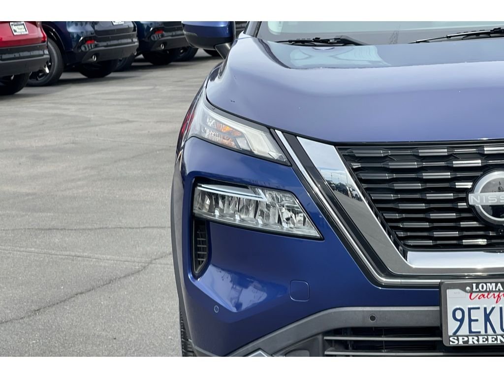 Used 2023 Caspian Blue Metallic Nissan SL image 46